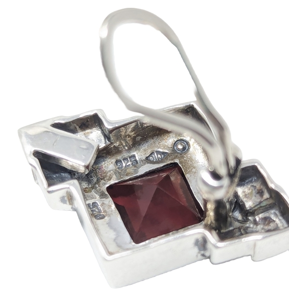 Vintage Judith Jack sterling silver 925 marcasite red garnet clip earrings - Picture 7 of 8